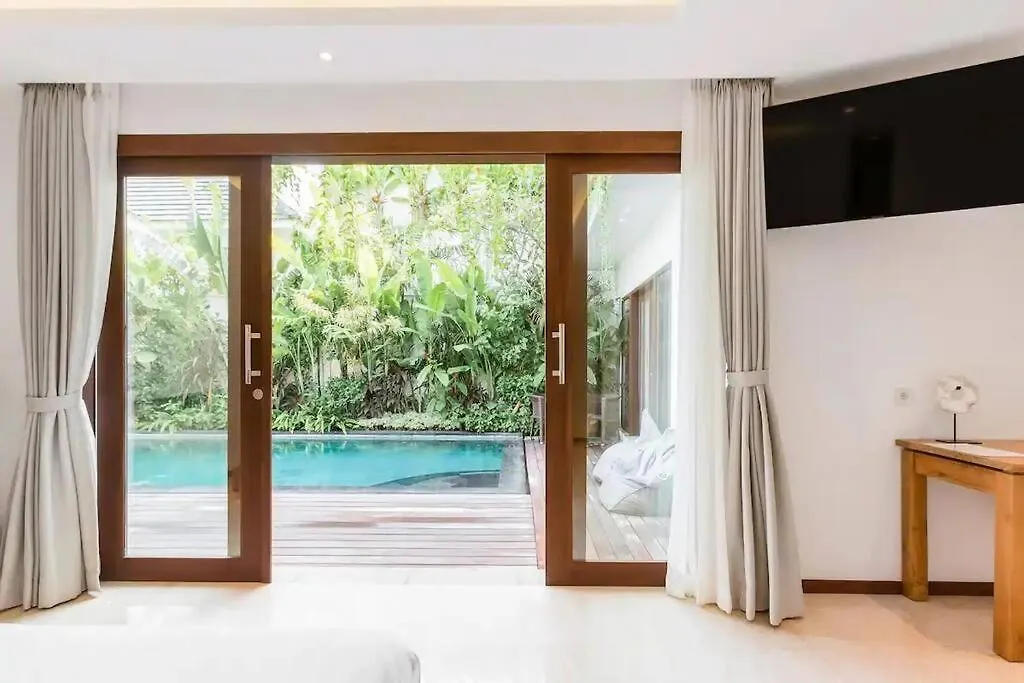 Frangipani Villa Mawe At Berawa Canggu  Indonesia