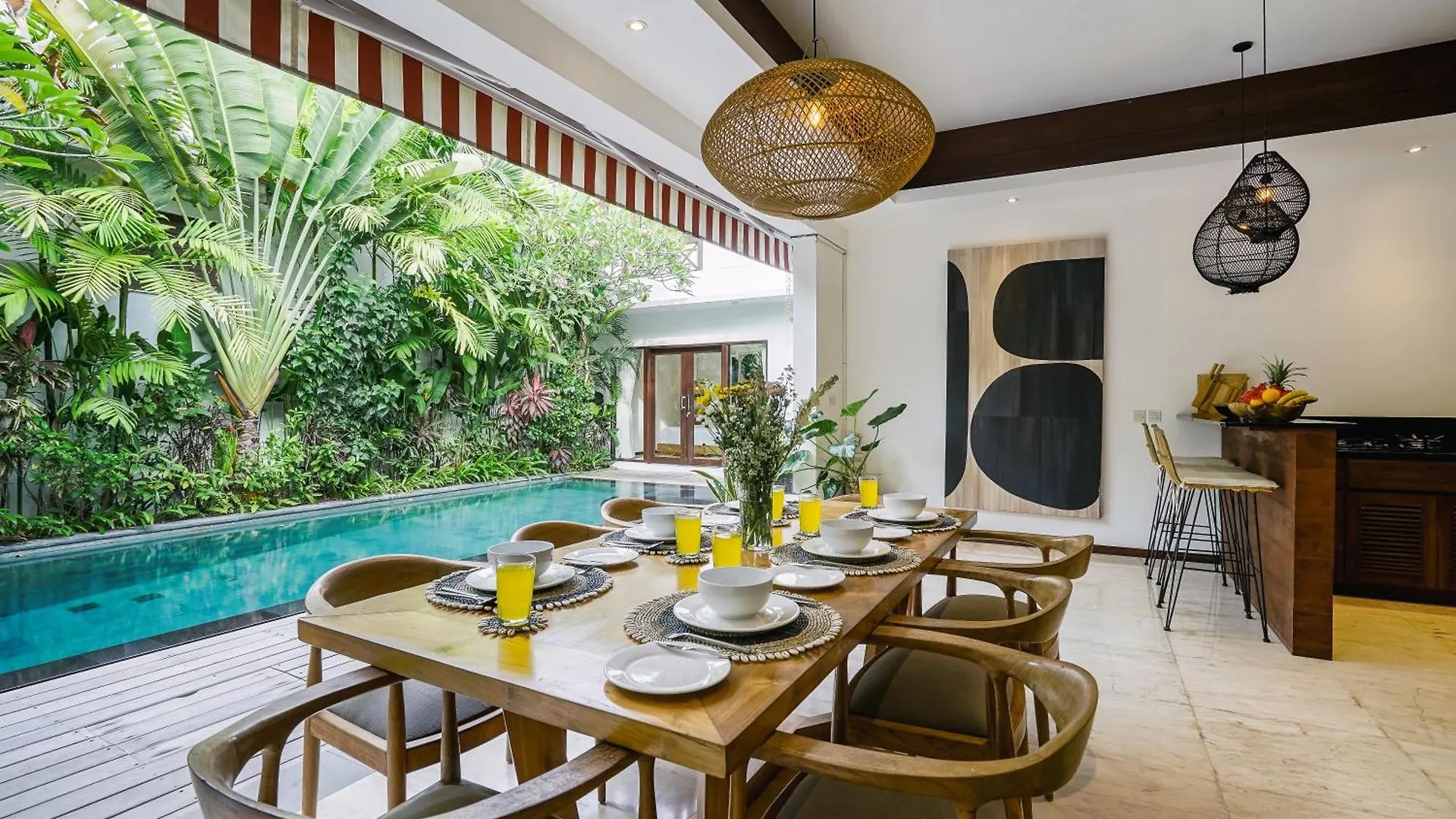 Frangipani Villa Mawe At Berawa Canggu